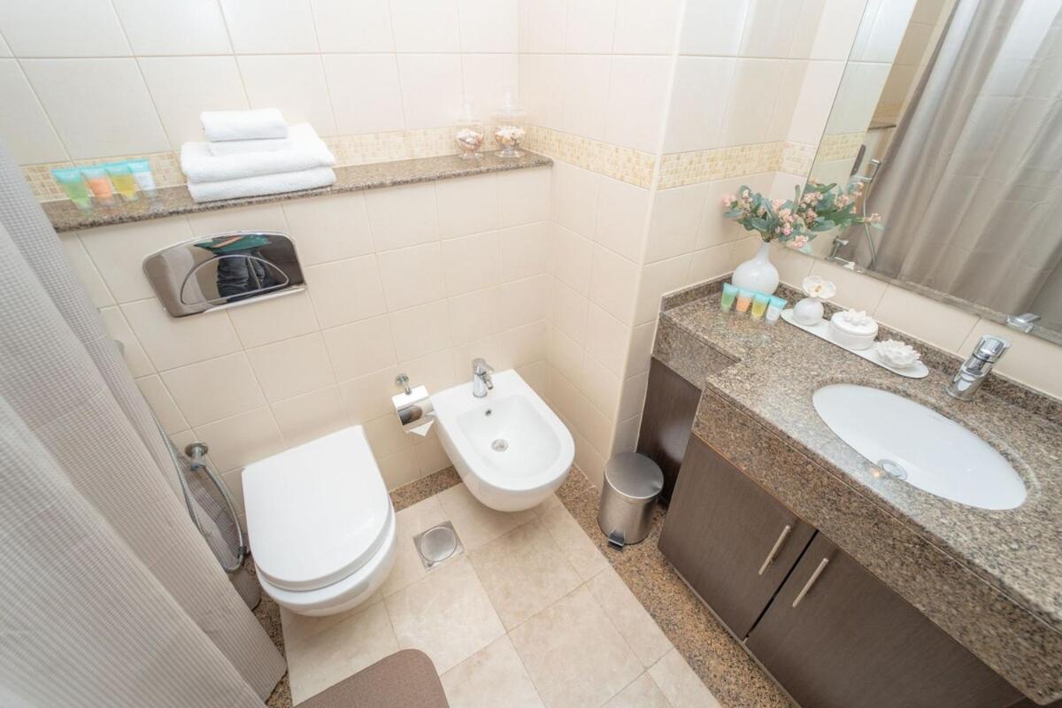 Aws Holiday Homes - Prime Apartment Near The Beach Dubaj Exteriér fotografie